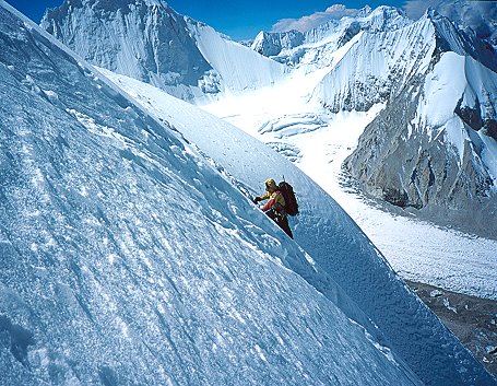 Motiv fra isklatringen til Cho Oyu. Klikk på bildet for større format! Motiv+fra+isklatringen+til+Cho+Oyu.+Klikk+p%E5+bildet+for+st%F8rre+format%21