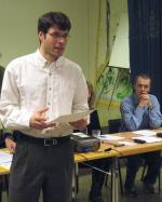 Tord+Bern+Hansen+takker+for+mottatt+diplom